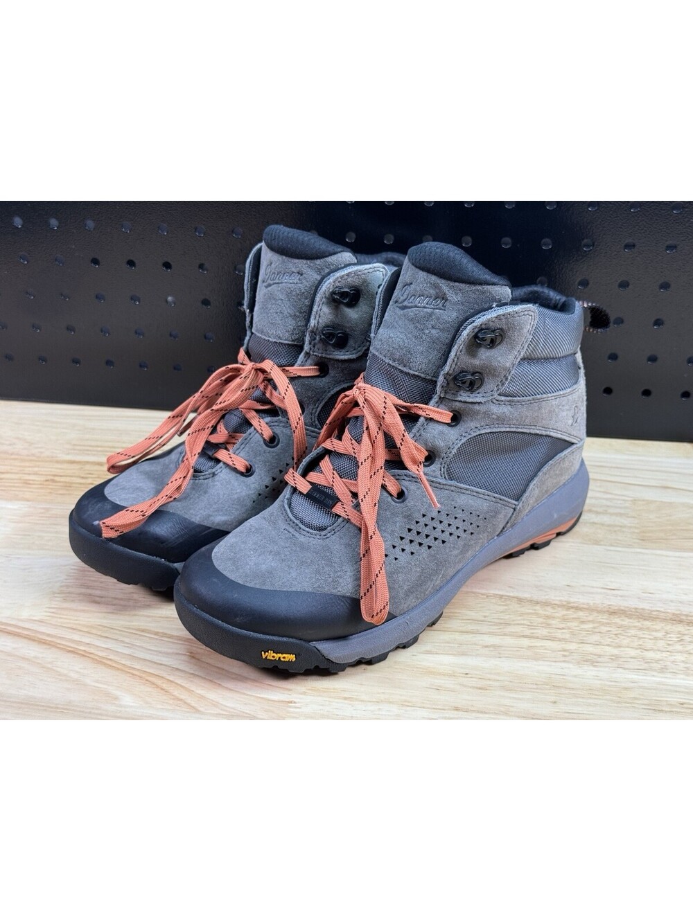 Danner Inquire Hiking Boots Women's Size 8 Mid 5" Dark Gray Salmon Vibram 64531